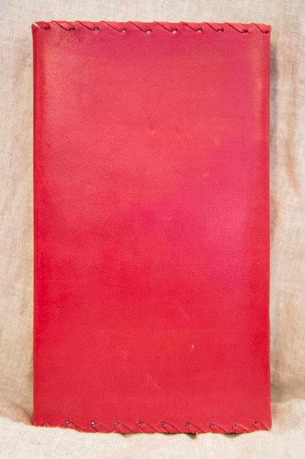 Lederbuch rot, mit Stein und Metallschliesse - 0
